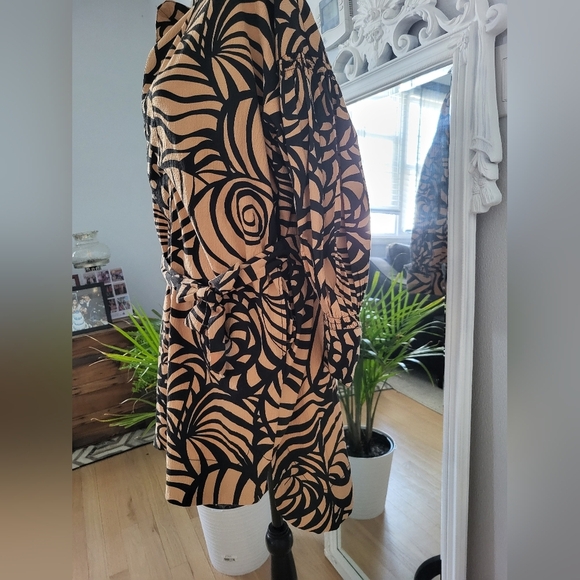 Anthropologie Stylish Tan and Black Patterned Dress - Picture 9 of 15